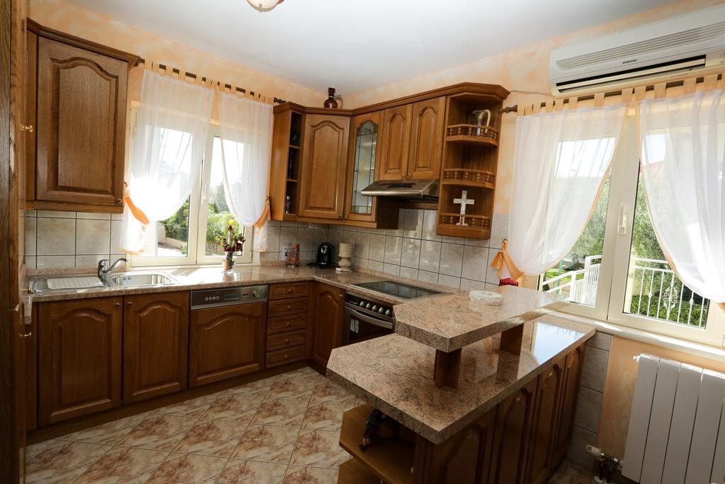 Apartment Manda *