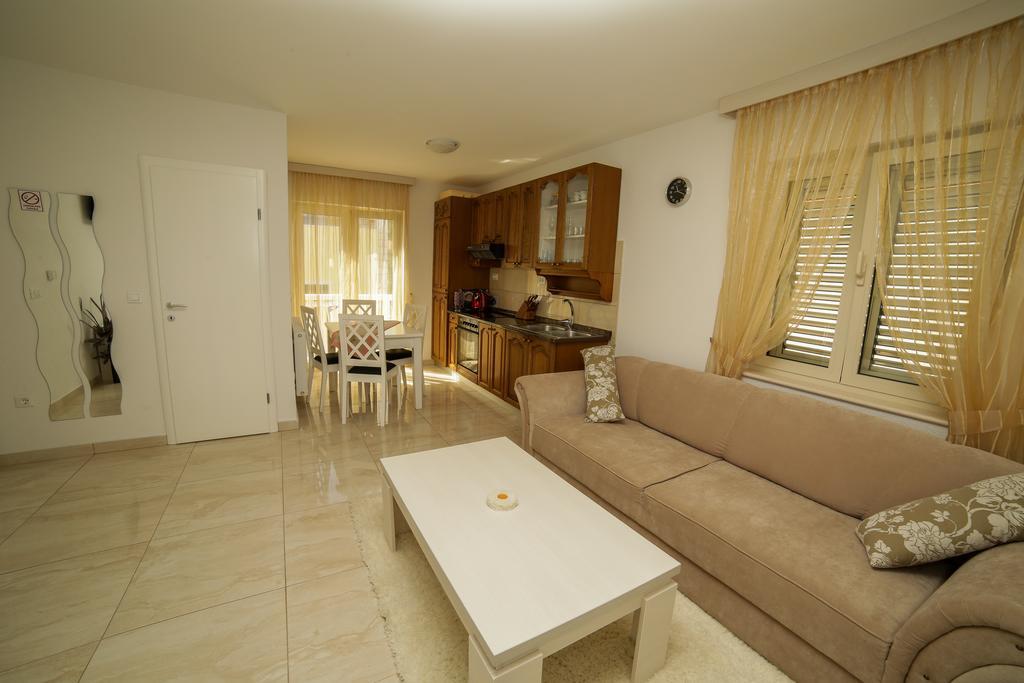 Manda Apartment *